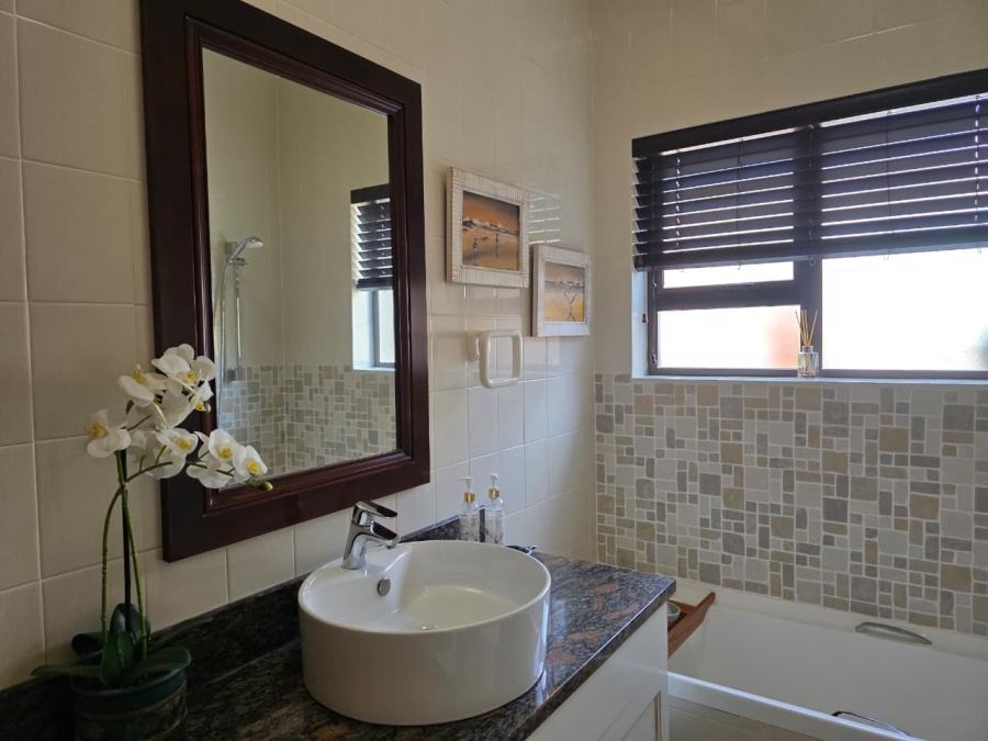 3 Bedroom Property for Sale in Riversbend Eastern Cape